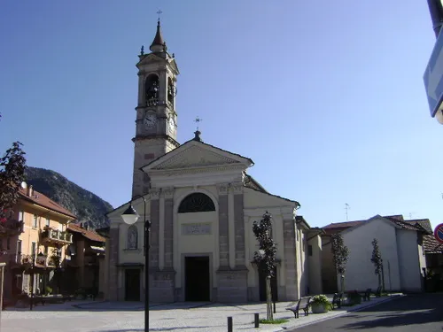 Chiesa Parrocchiale di San Pietro Apostolo / GRAVELLONA TOCE