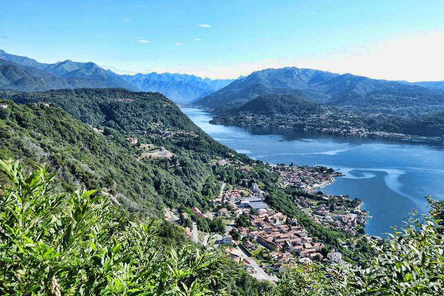 Monte San Giulio / PELLA